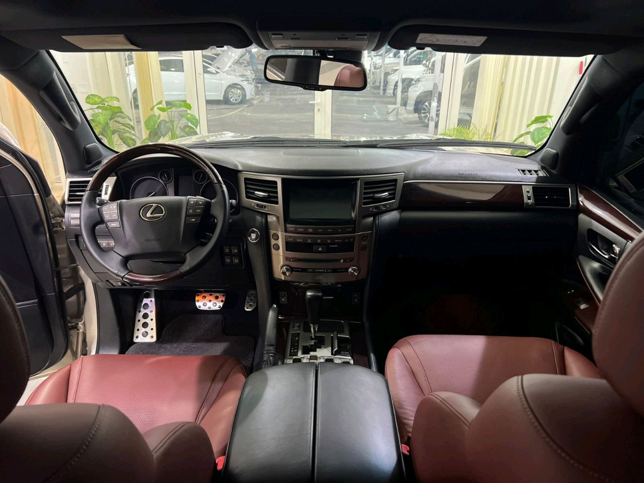 Lexus LX-Series - Image 6