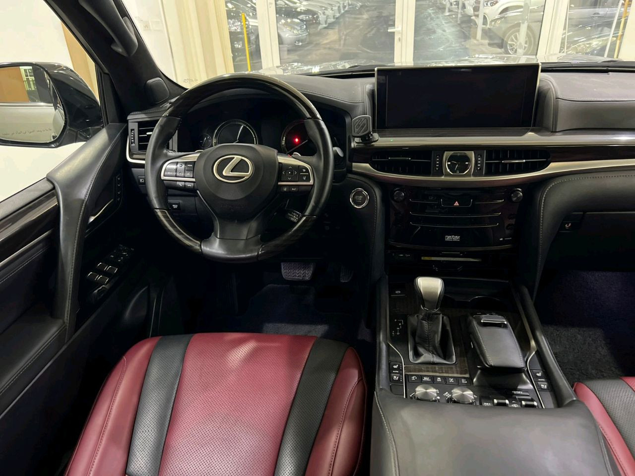 Lexus LX-Series - Image 6