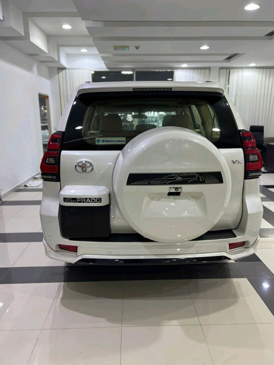 Toyota Prado - Image 4