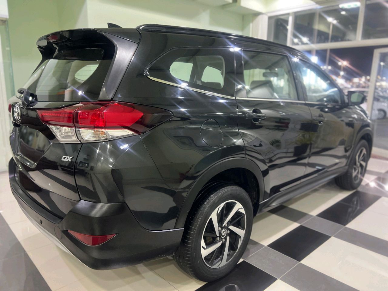 Toyota Rush - Image 7