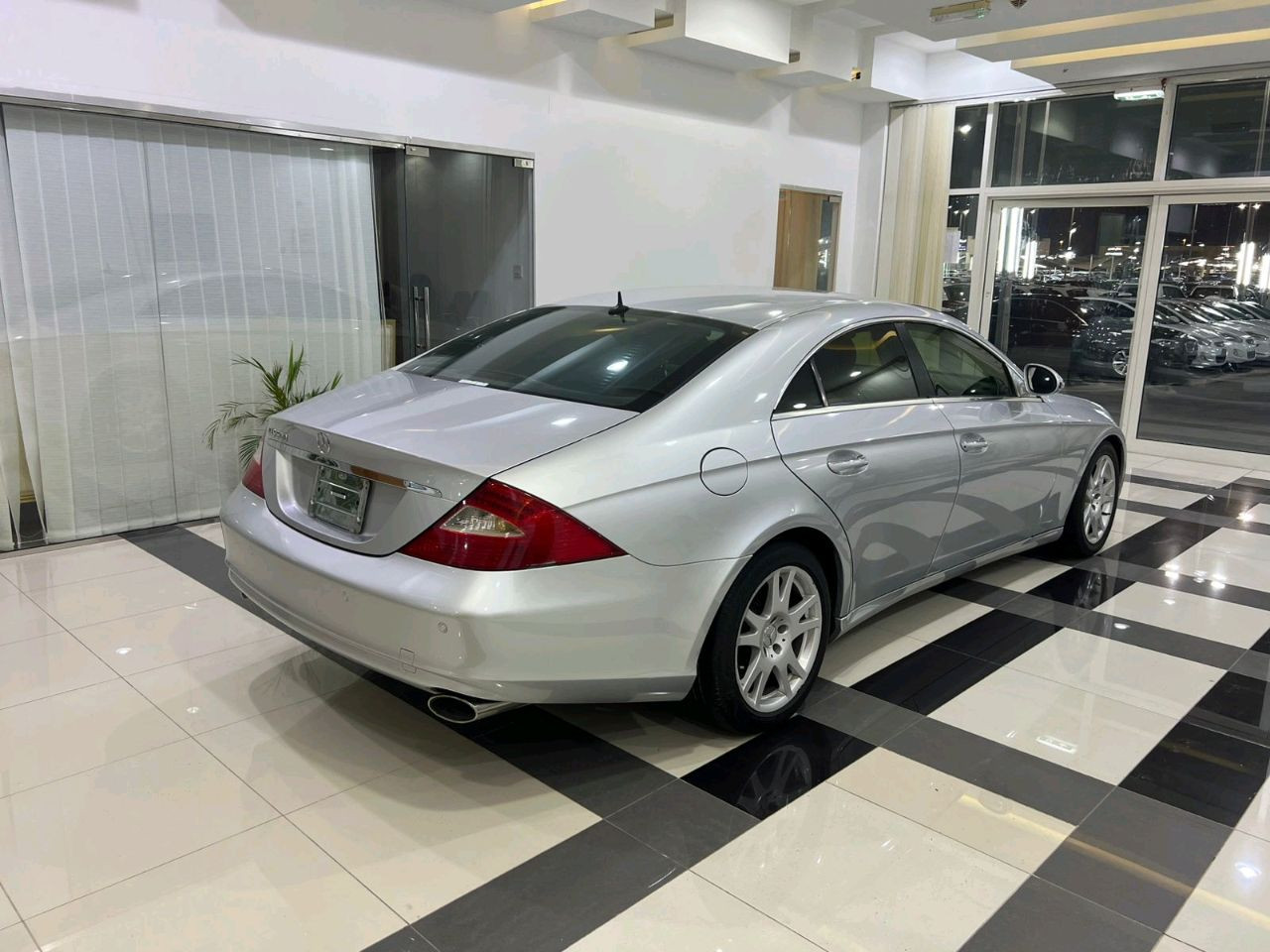 Mercedes Benz CLS-Class - Image 7