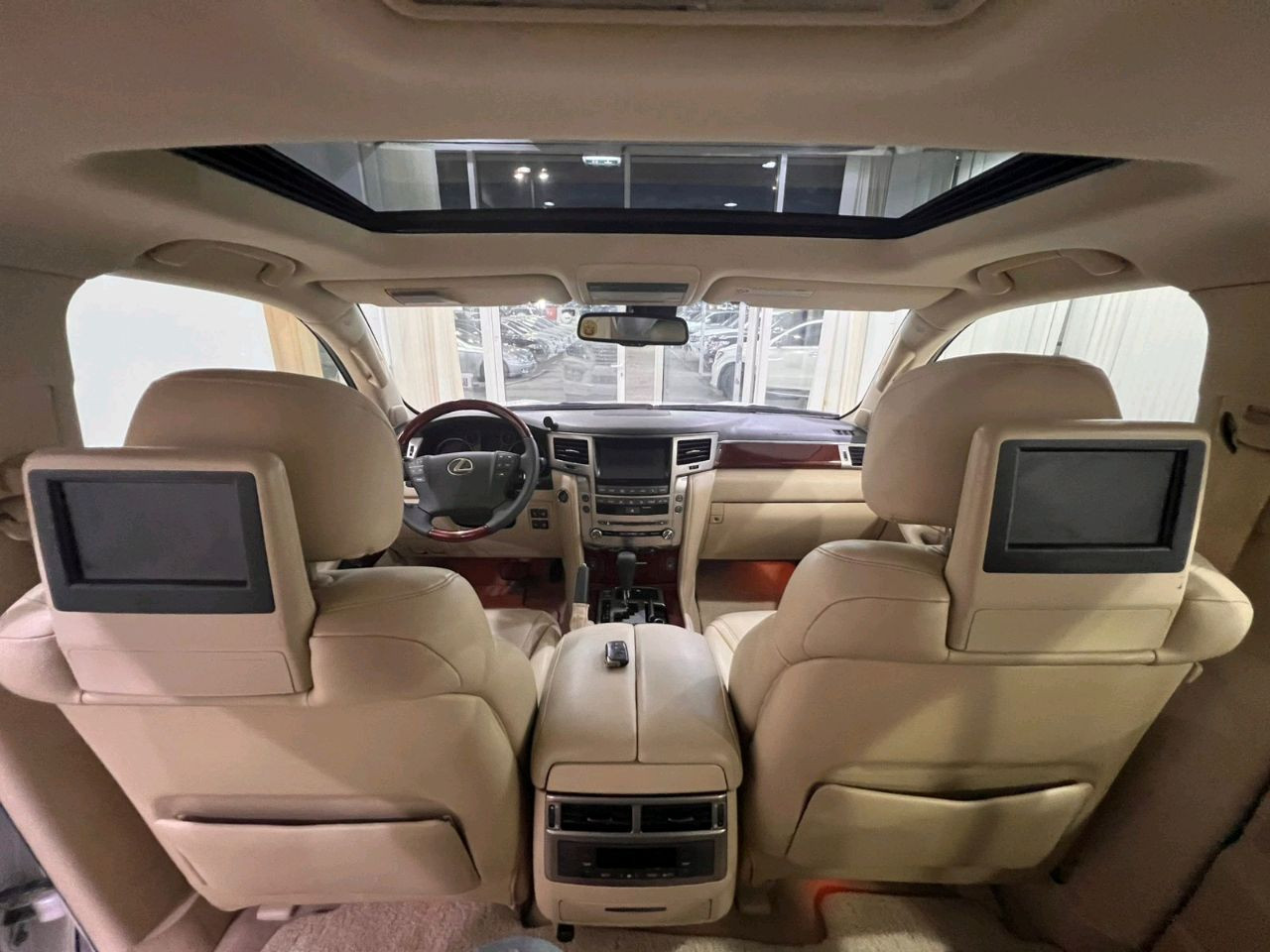Lexus LX-Series - Image 4