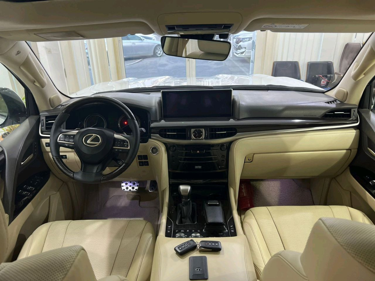 Lexus LX-Series - Image 8