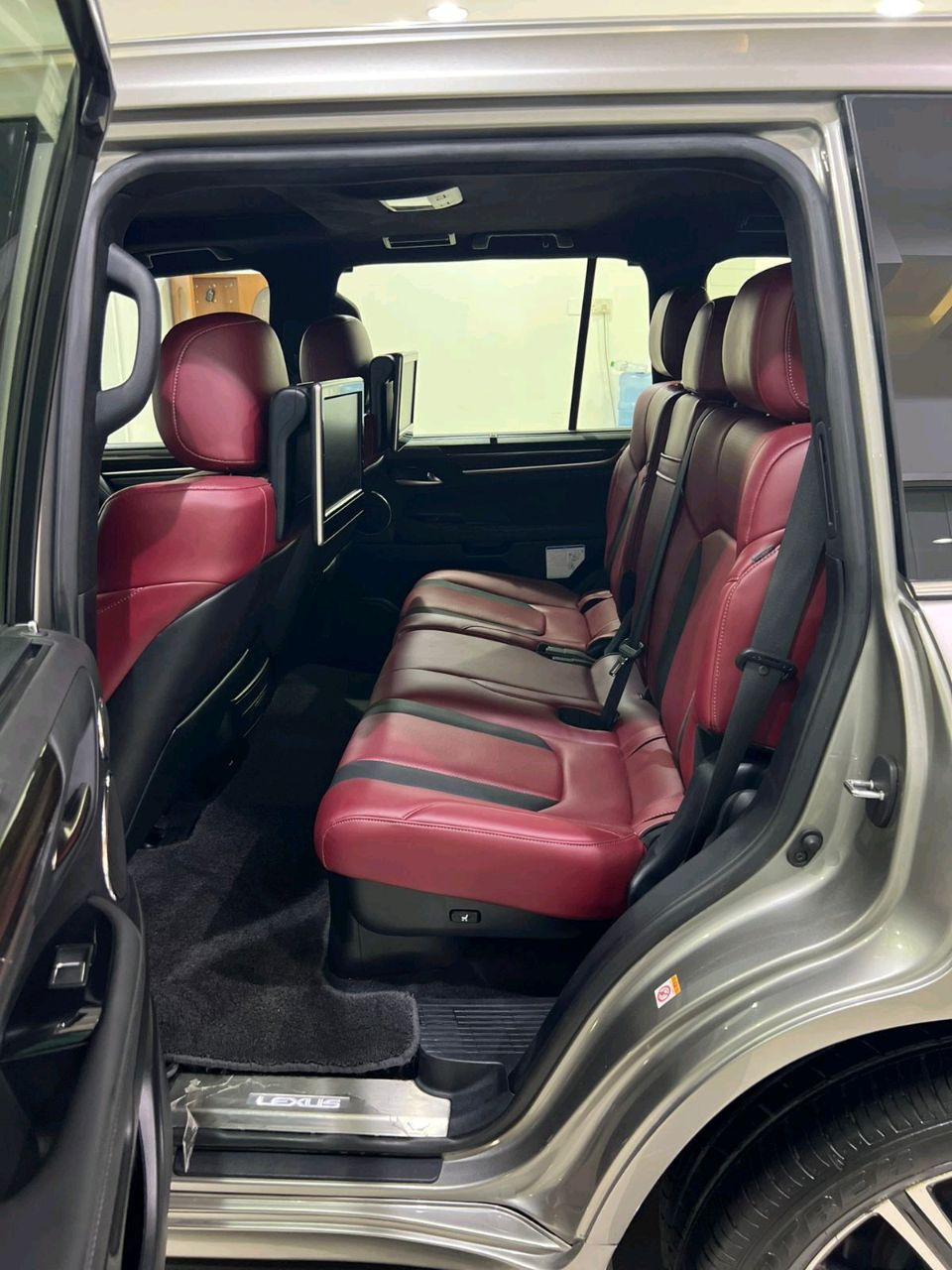 Lexus LX-Series - Image 4