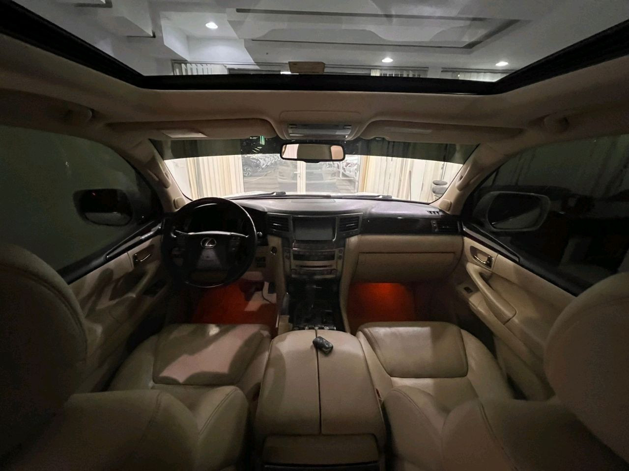 Lexus LX-Series - Image 10
