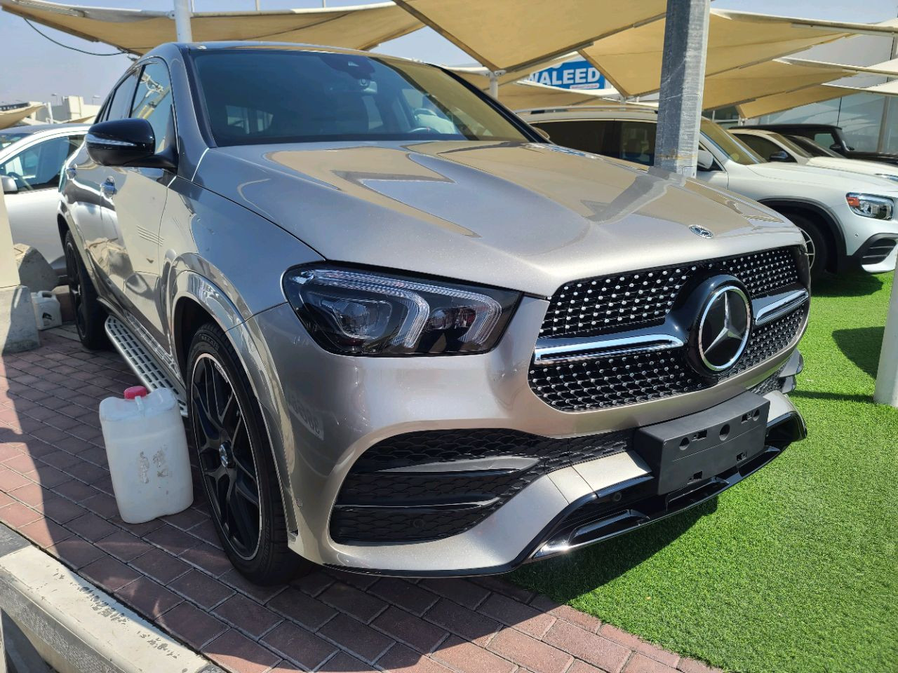 Mercedes Benz GLE SUV - Image 11