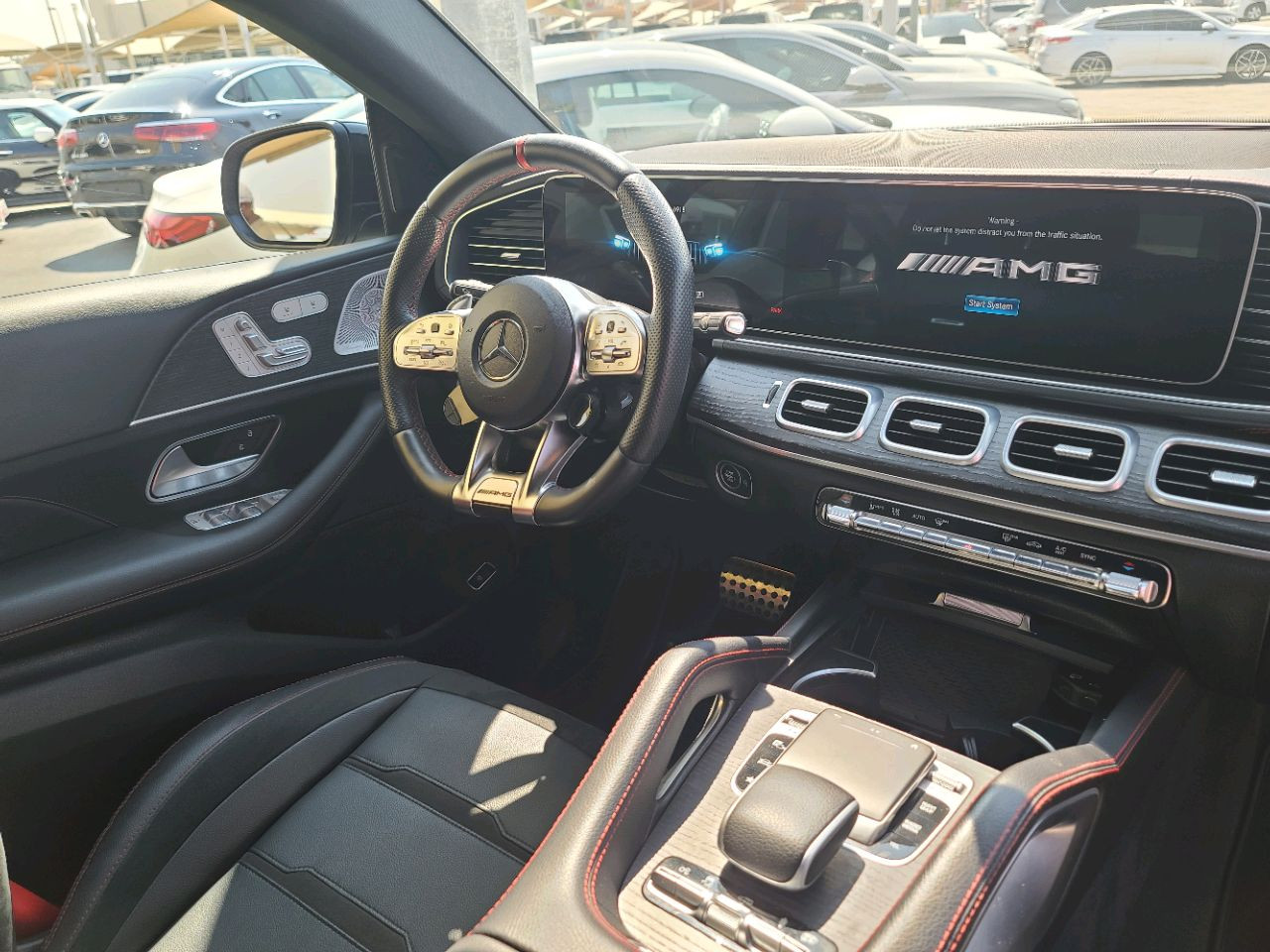 Mercedes Benz GLE SUV - Image 5