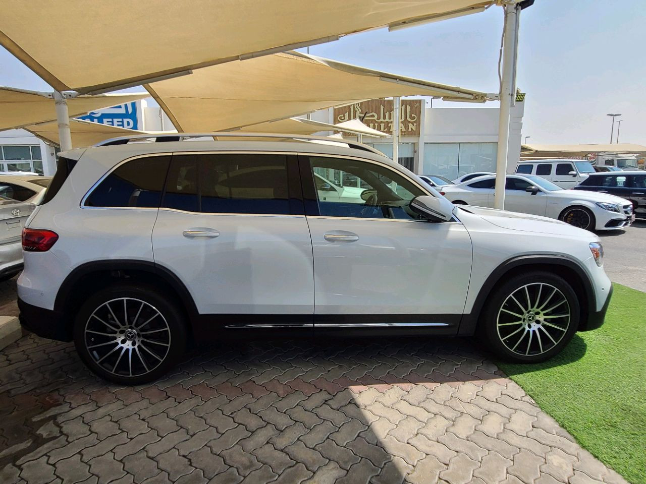 Mercedes Benz GLB - Image 9