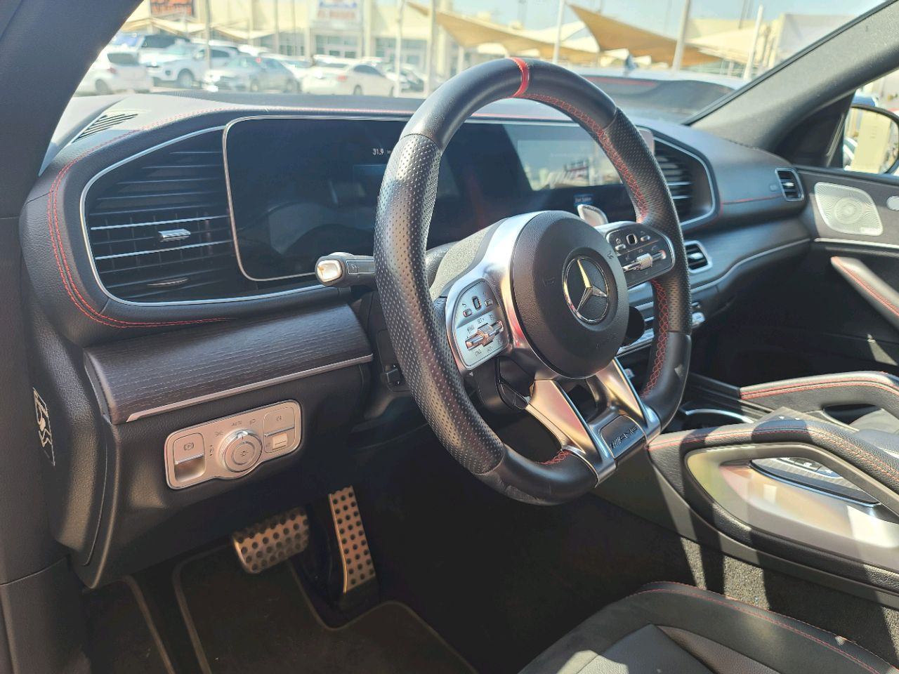 Mercedes Benz GLE SUV - Image 4