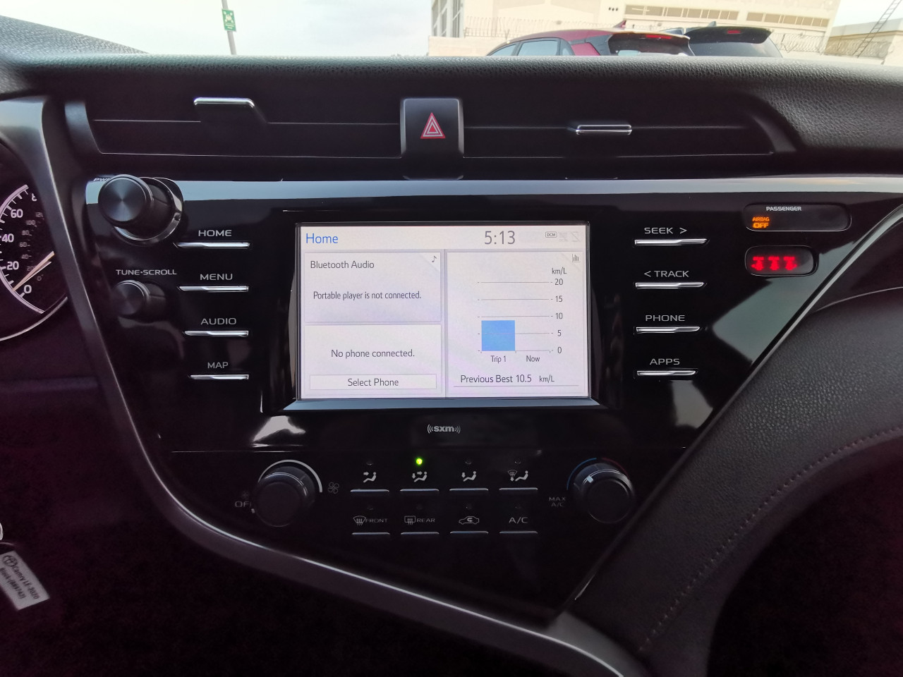 Toyota Camry - Image 11