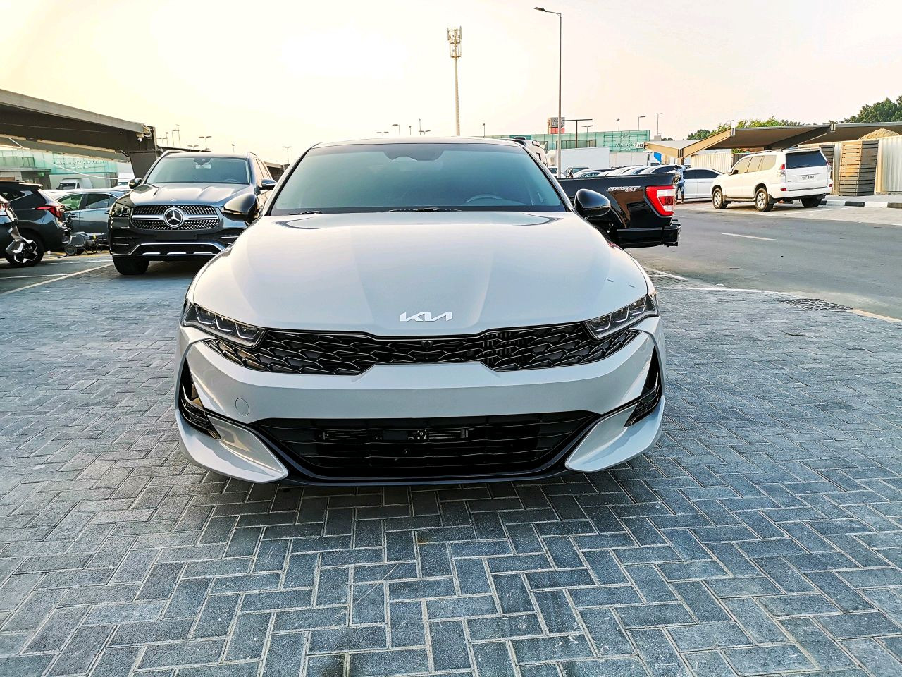 KIA K 5 - Image 8
