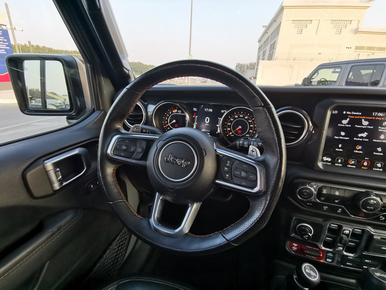 Jeep Wrangler - Image 11