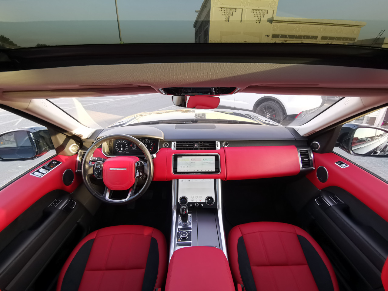 Range Rover Sport - Image 11