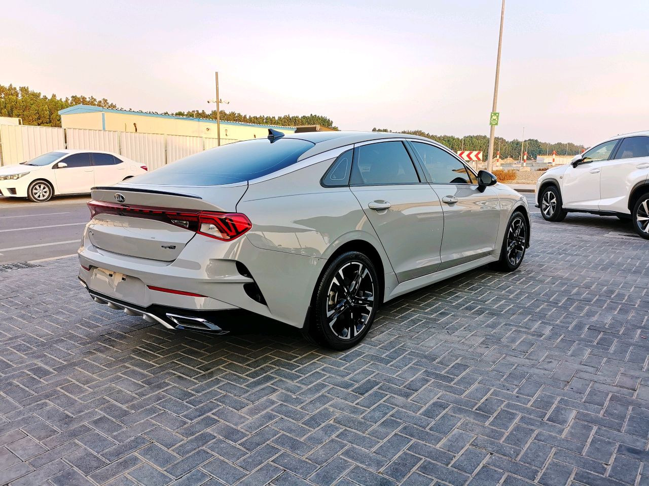 KIA K 5 - Image 6