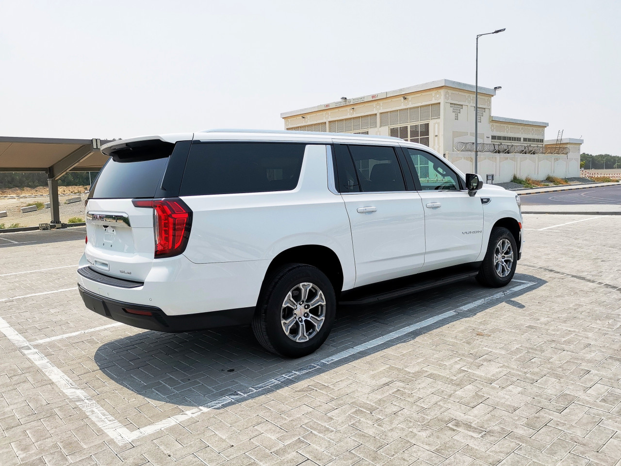 GMC Yukon - Image 6