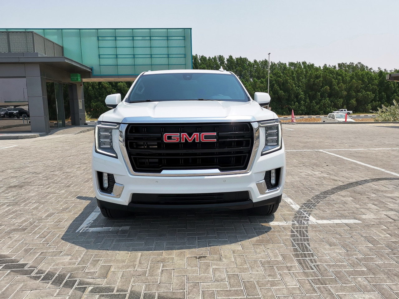 GMC Yukon - Image 3