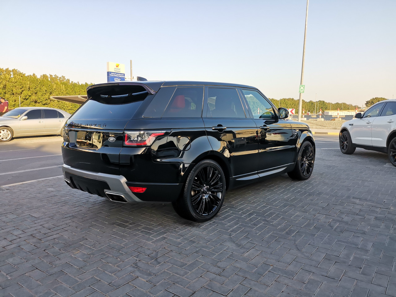 Range Rover Sport - Image 6