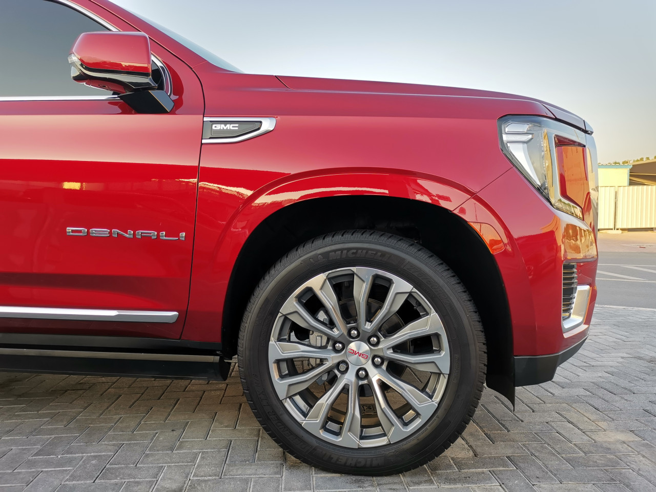 GMC Denali - Image 7