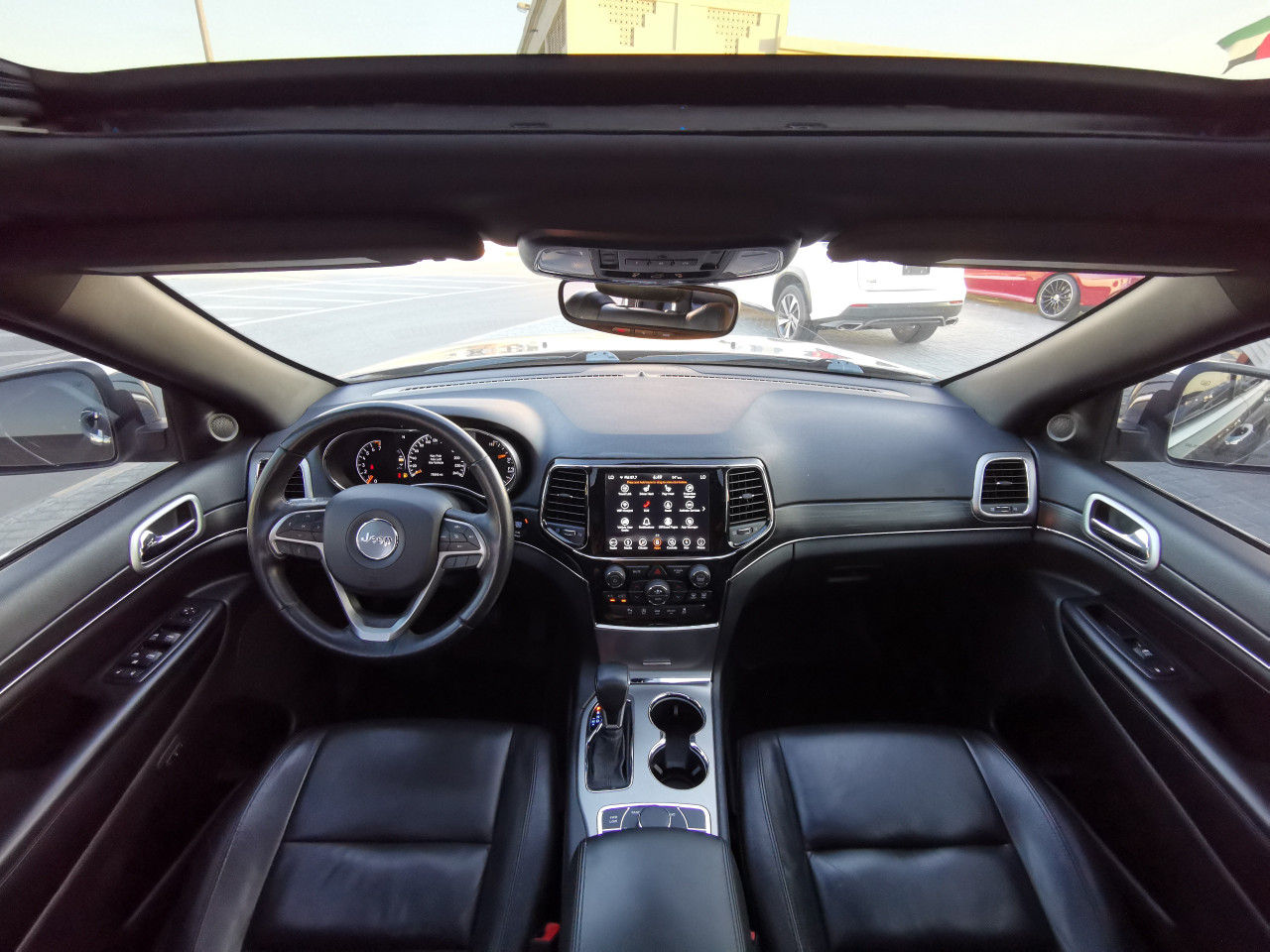 Jeep Grand Cherokee - Image 7