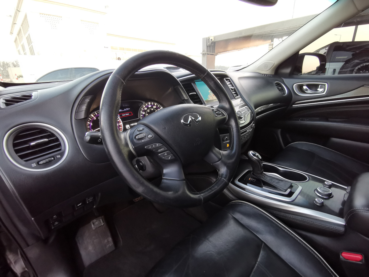 Infiniti QX60 - Image 9