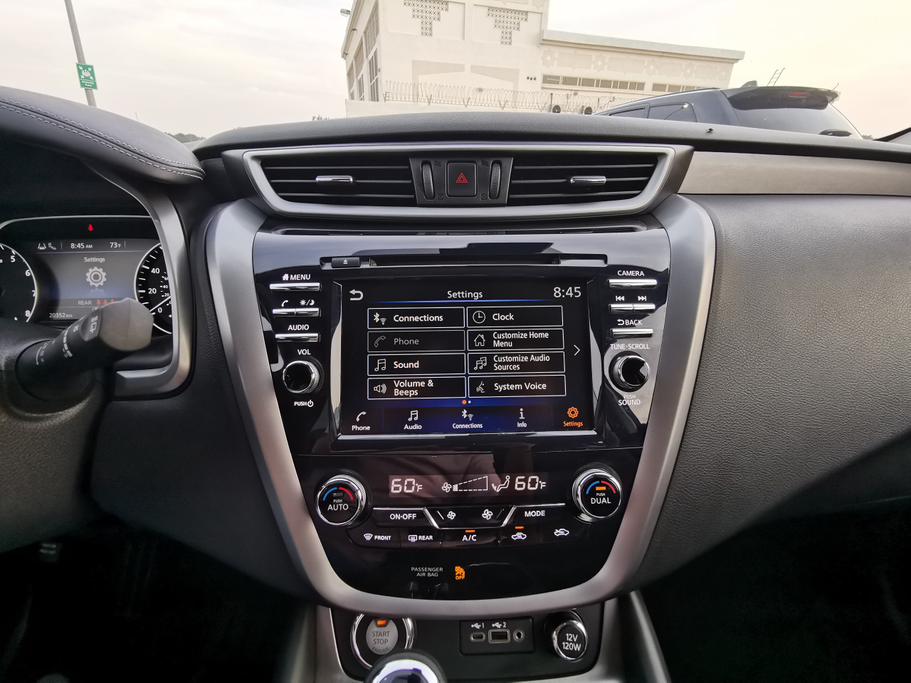 Nissan Murano - Image 9