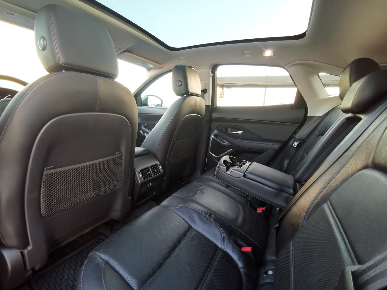 Jaguar E‑PACE - Image 9