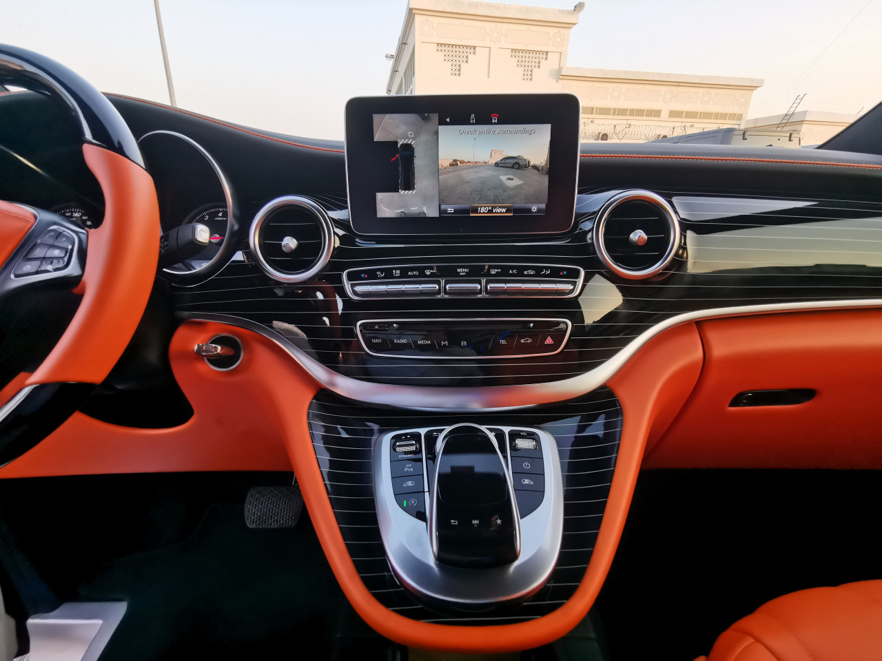 Mercedes Benz V250 - Image 11
