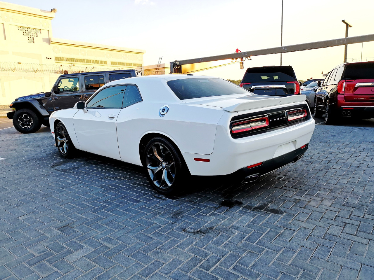 Dodge Challenger - Image 5