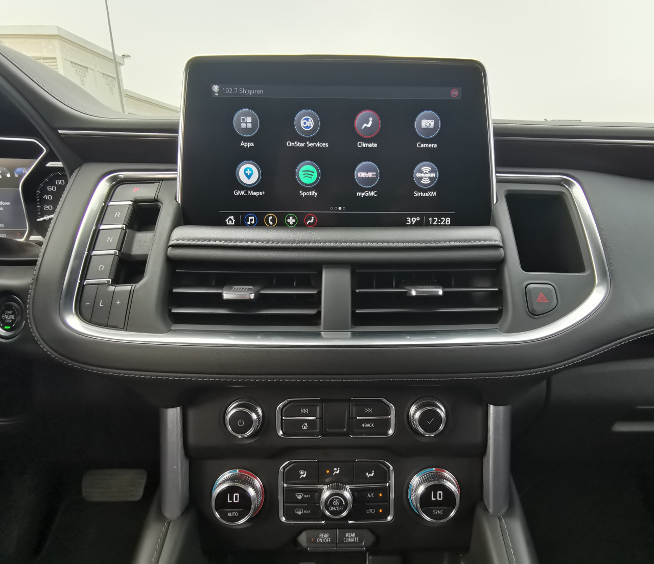 GMC Yukon - Image 11