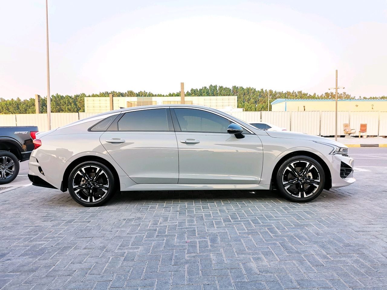 KIA K 5 - Image 4