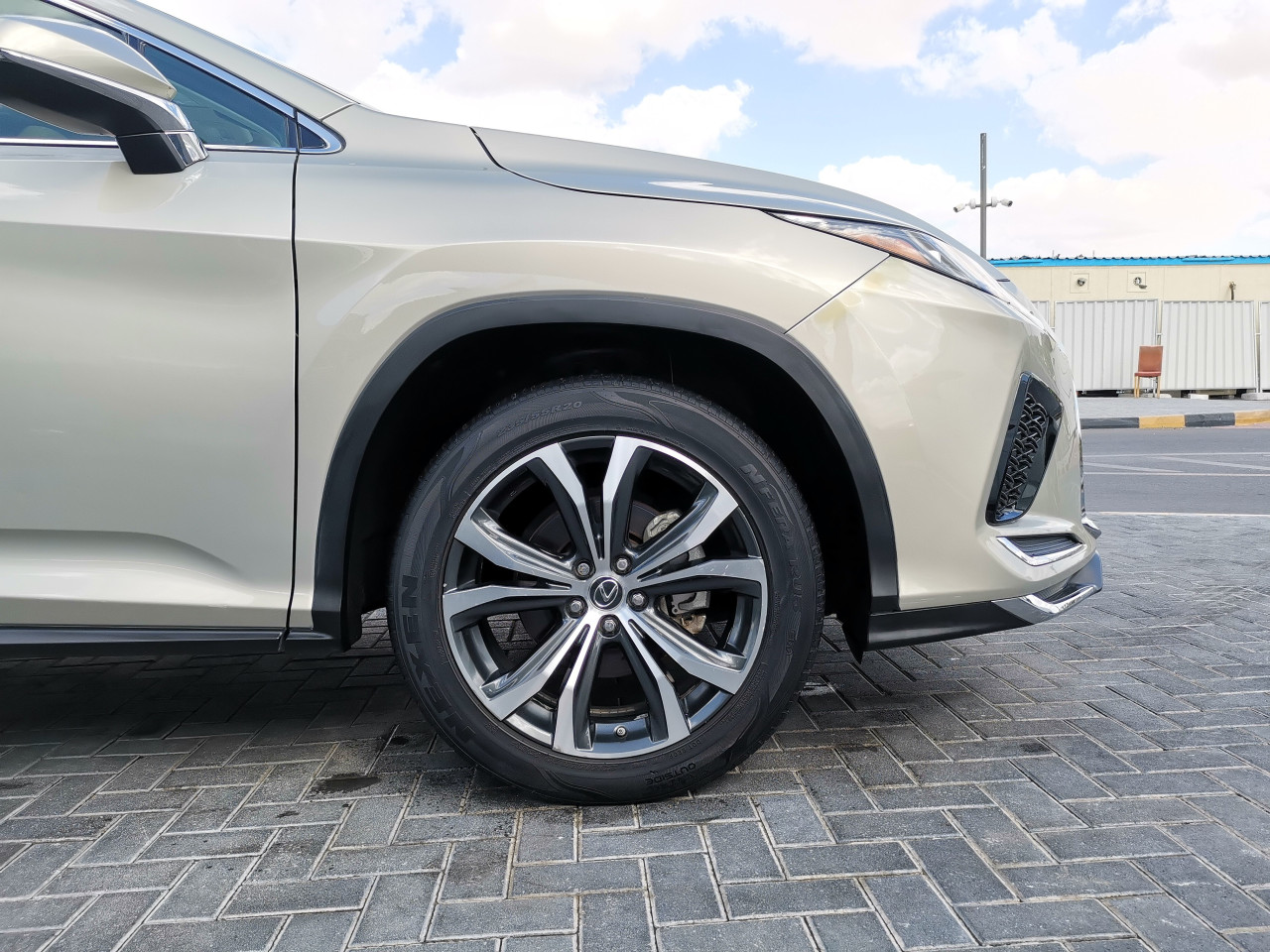 Lexus RX-Series - Image 5