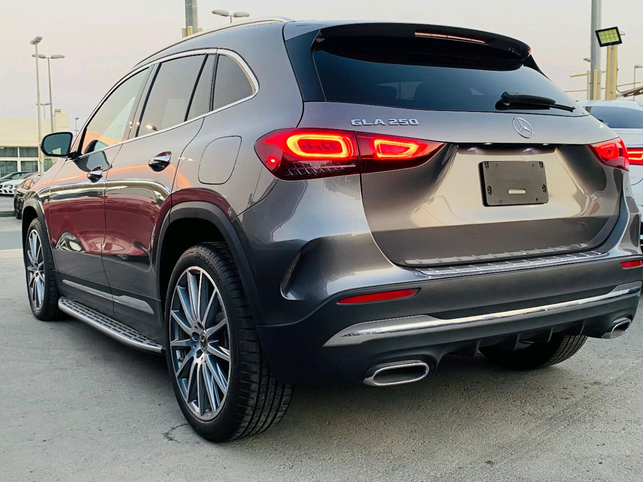 Mercedes Benz GLA - Image 11