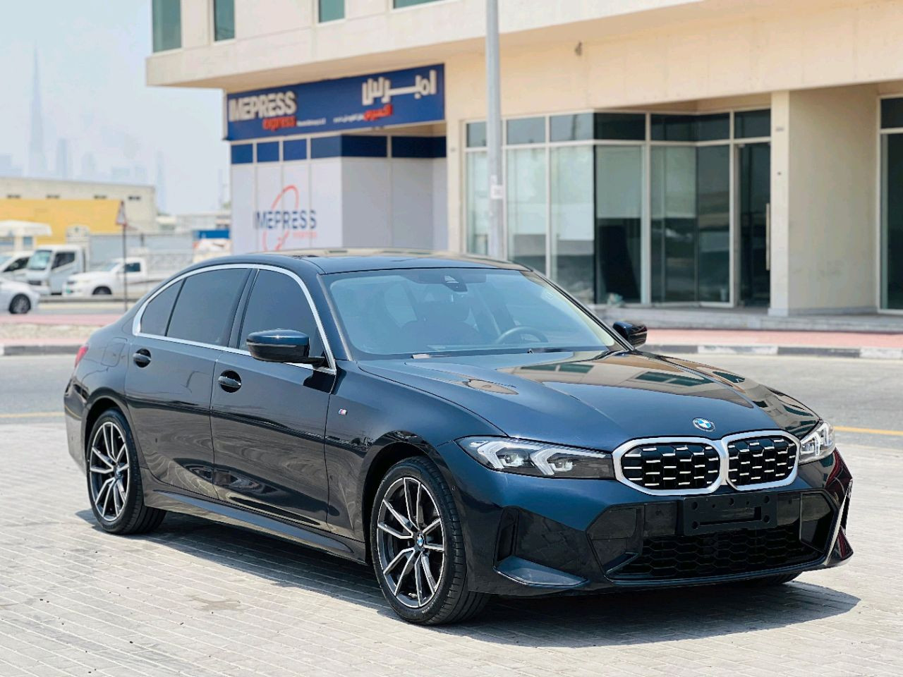 BMW 3-Series - Image 3