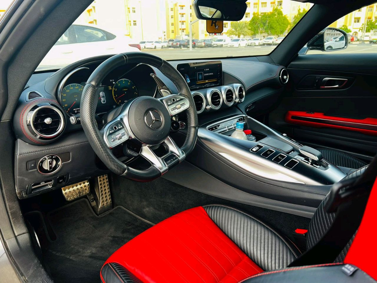 Mercedes Benz GT - Image 5