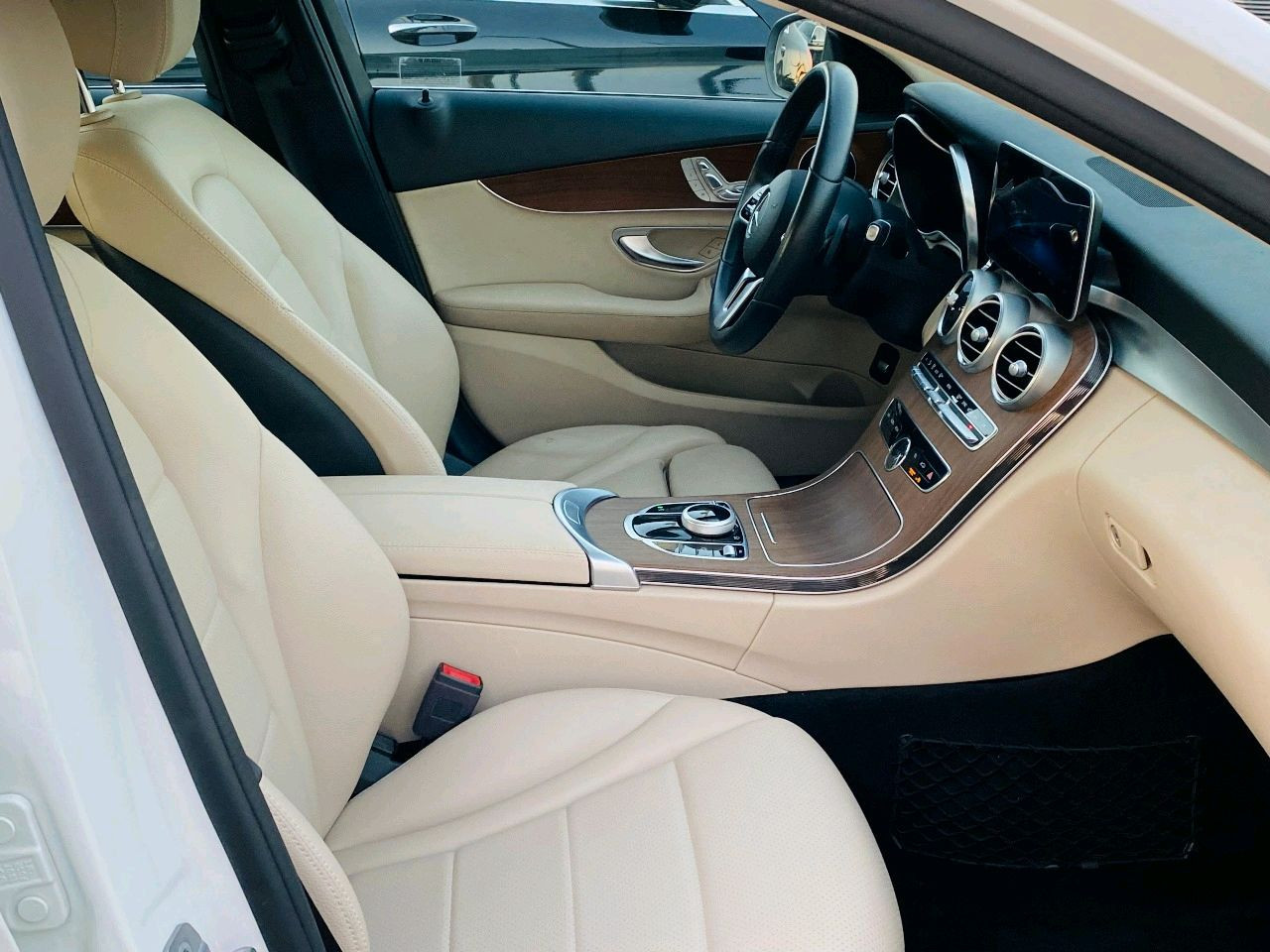 Mercedes Benz C-Class - Image 5