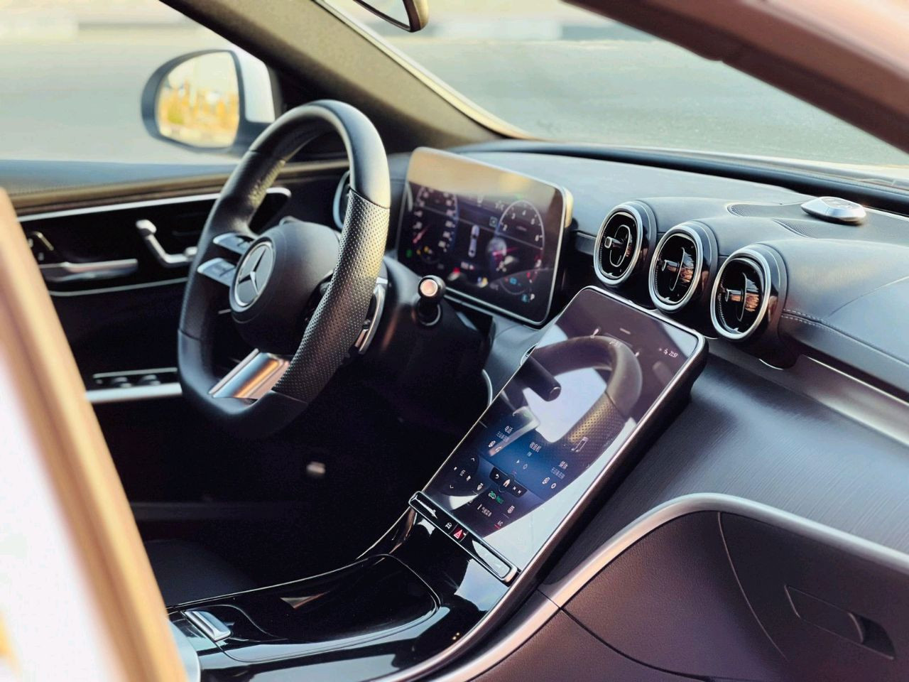 Mercedes Benz C-Class - Image 5
