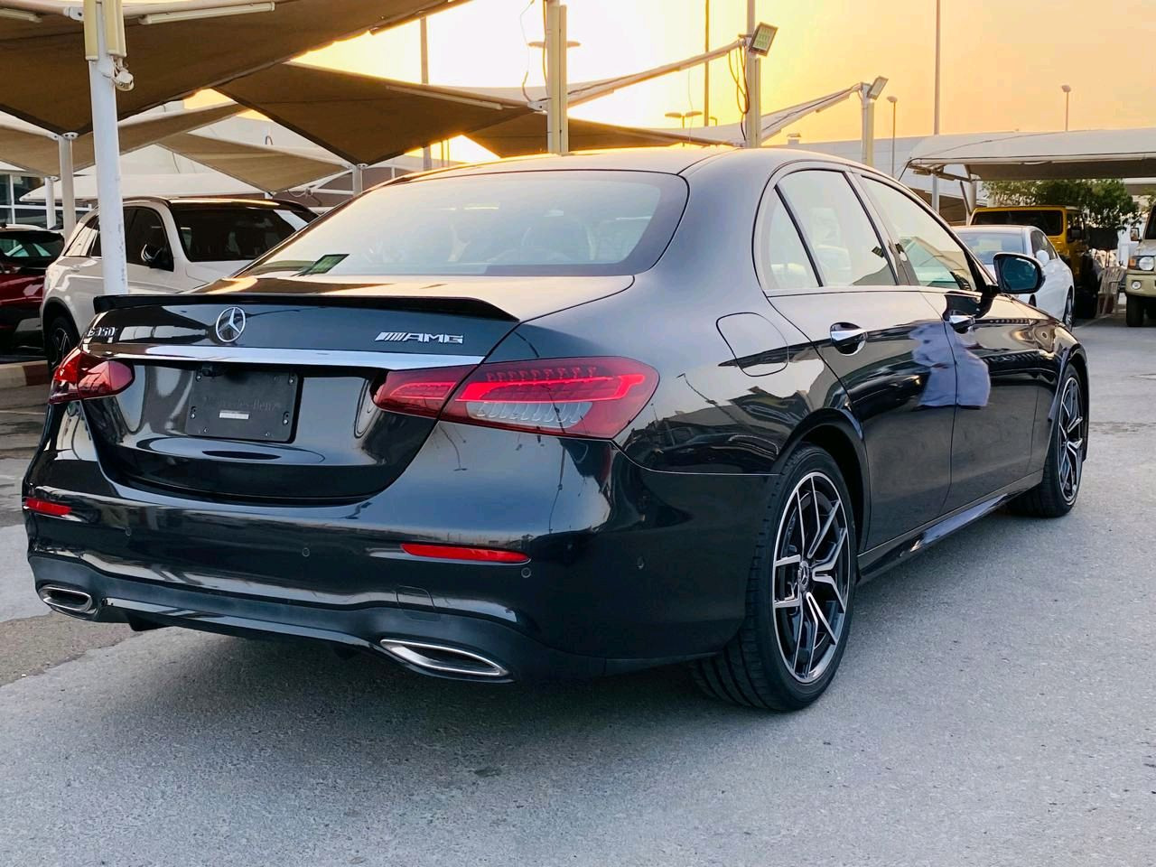 Mercedes Benz E-Class - Image 12