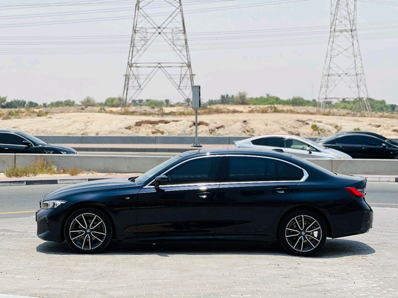 BMW 3-Series - Image 8