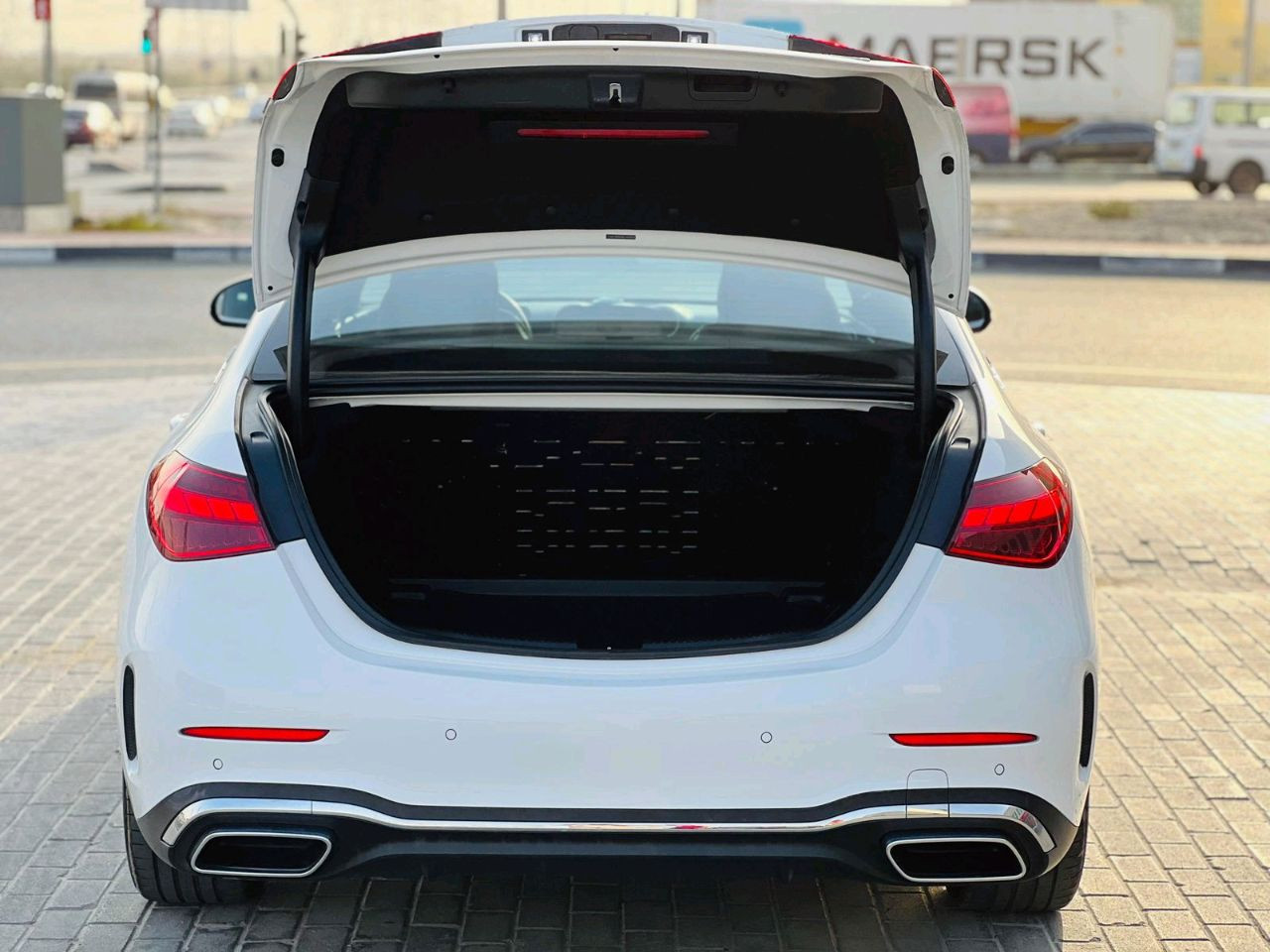 Mercedes Benz C-Class - Image 11