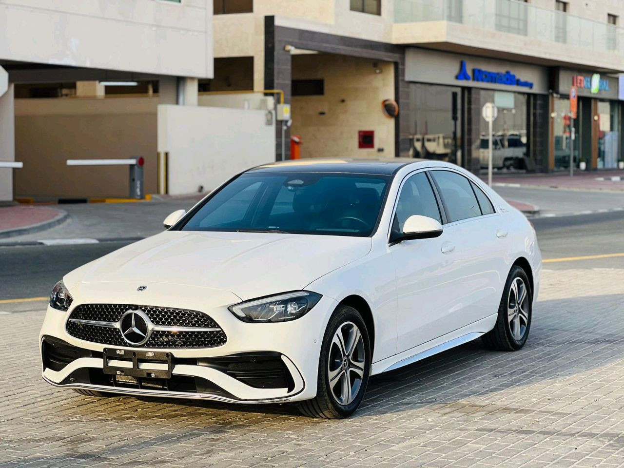 Mercedes Benz C-Class - Image 6