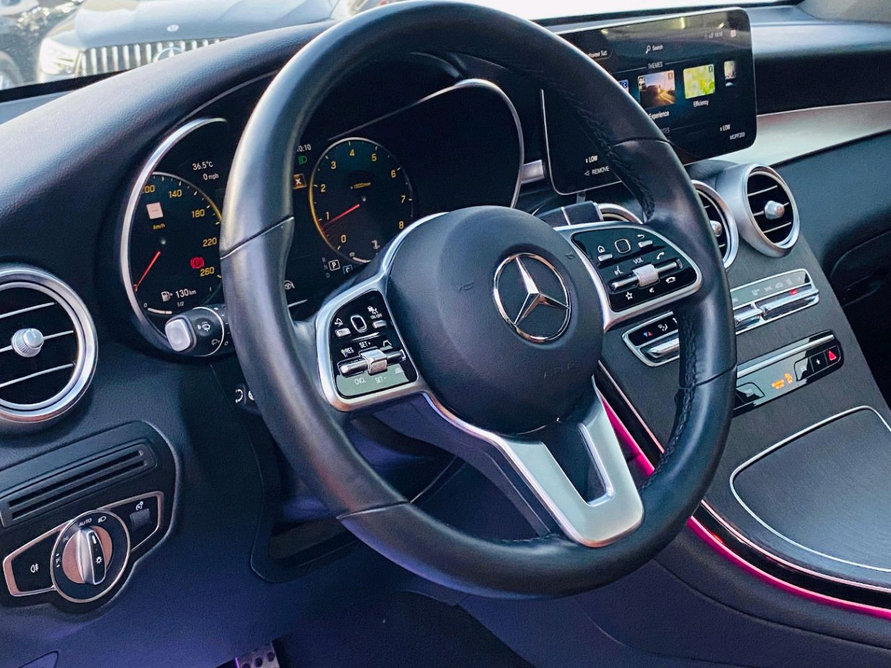 Mercedes Benz GLC - Image 10