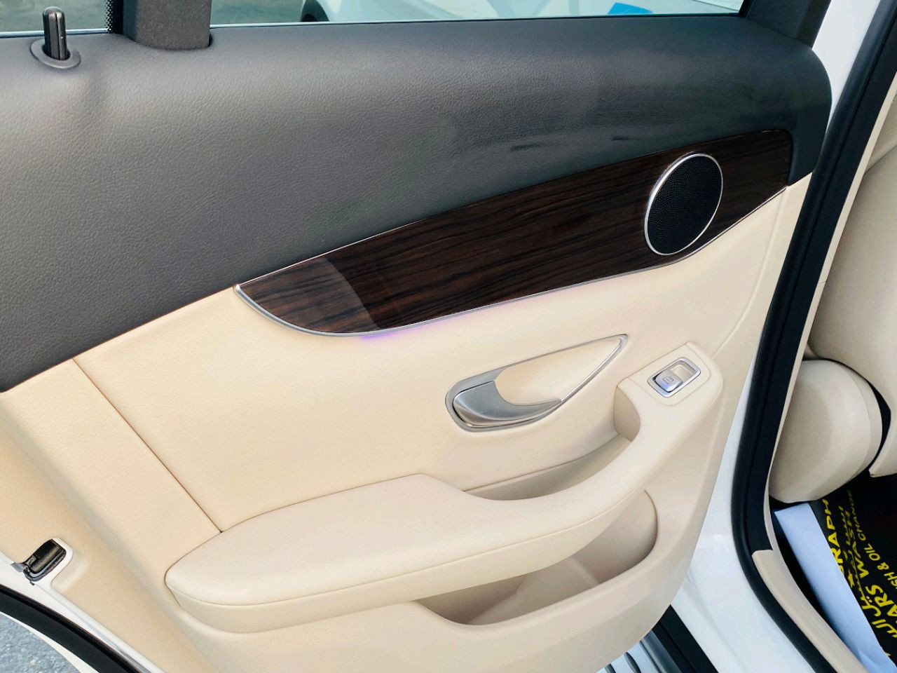Mercedes Benz GLC - Image 5
