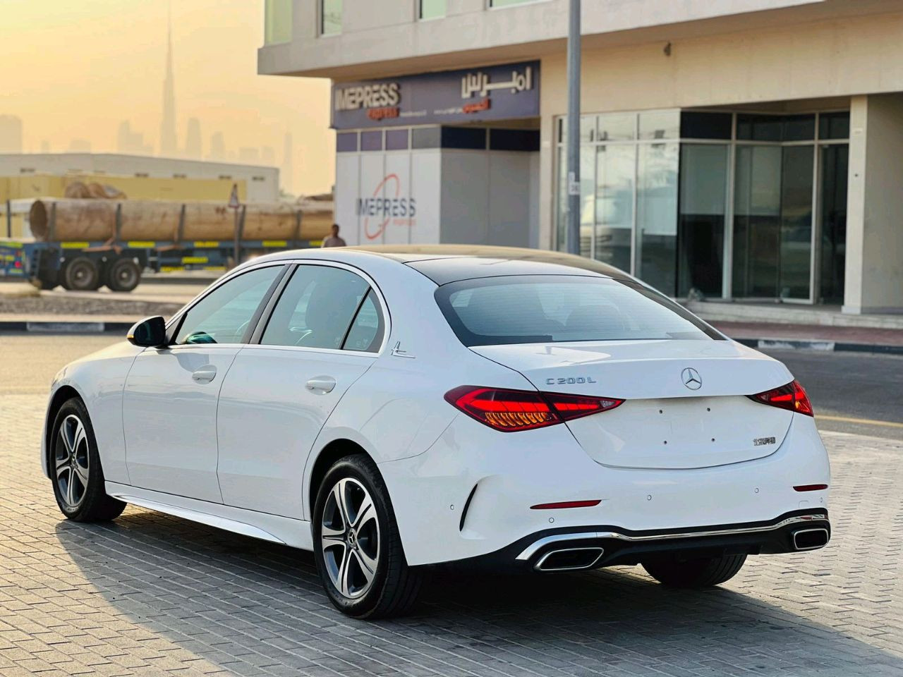 Mercedes Benz C-Class - Image 8