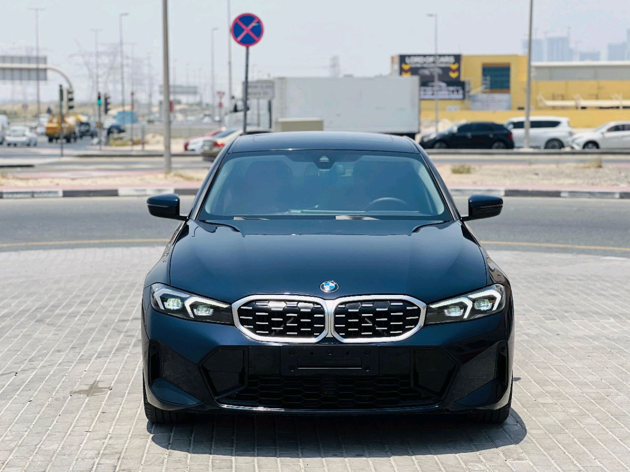BMW 3-Series - Image 11