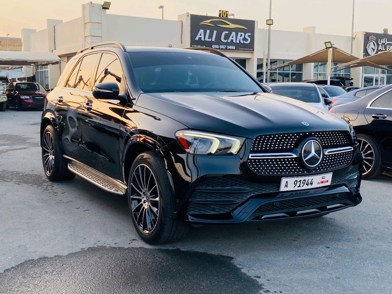 Mercedes Benz GLE SUV - Image 4