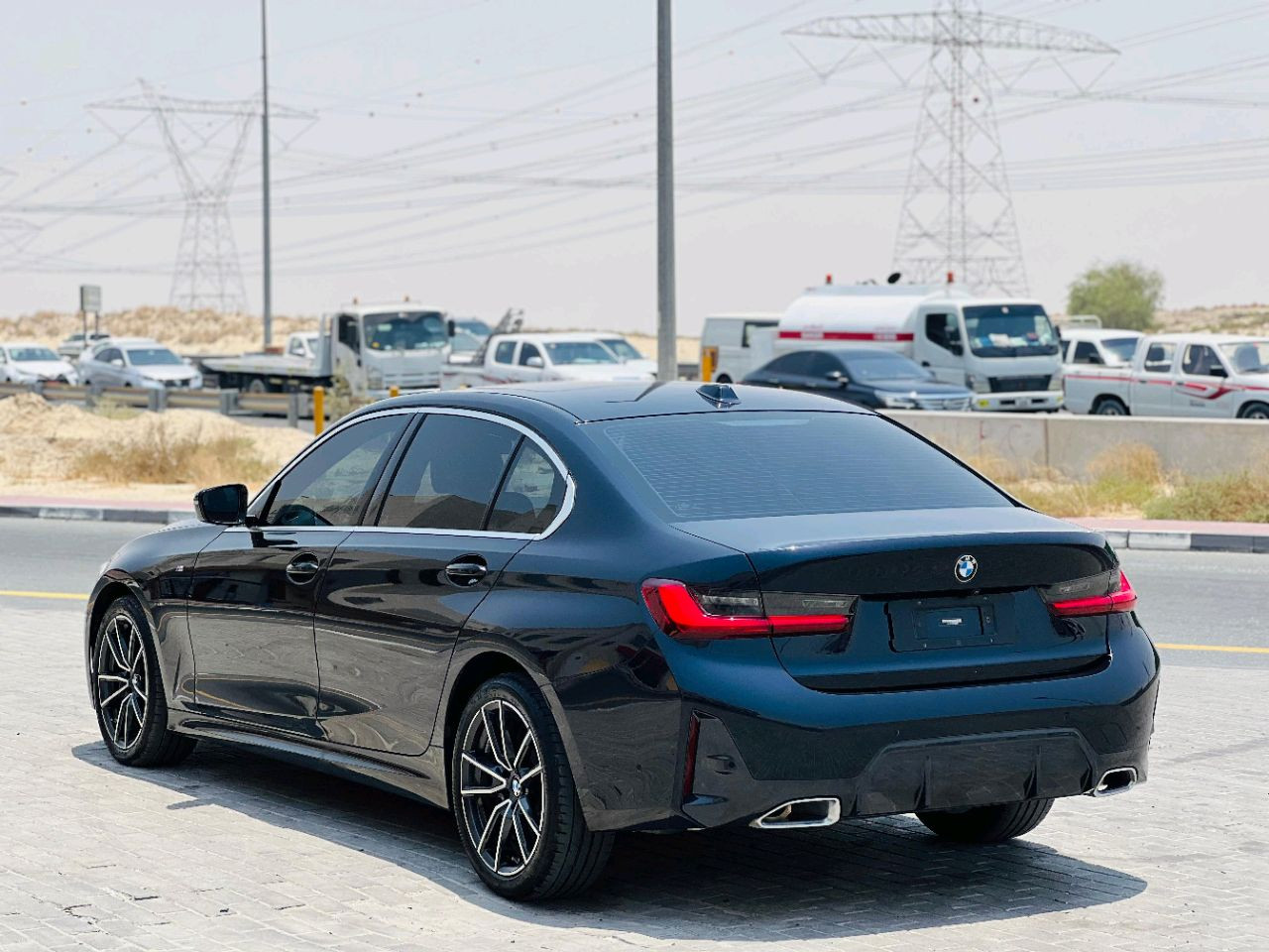 BMW 3-Series - Image 12