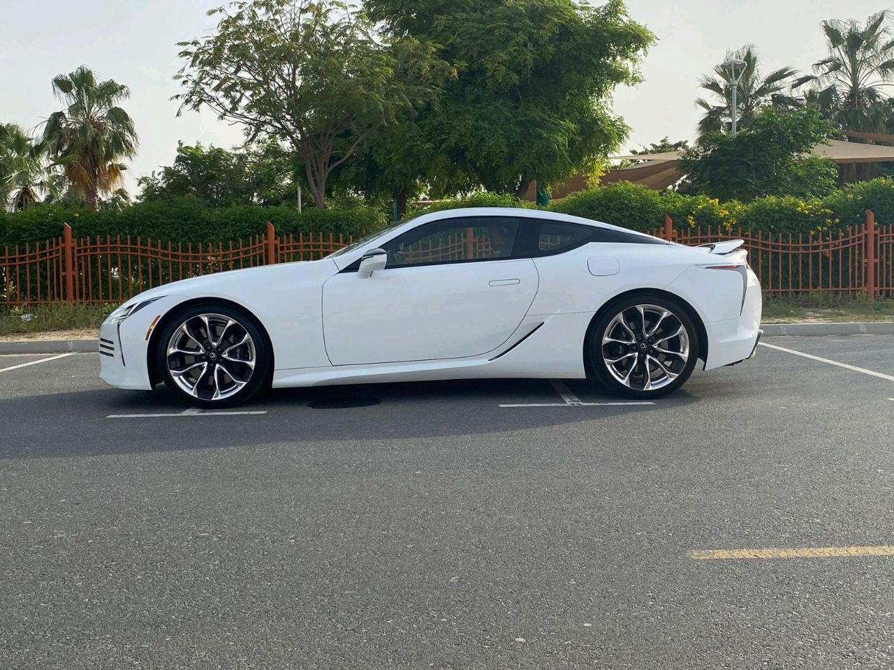Lexus LC - Image 12