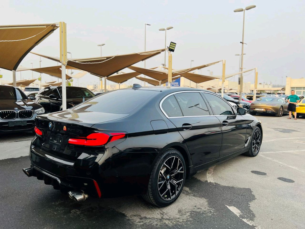 BMW 5-Series - Image 8