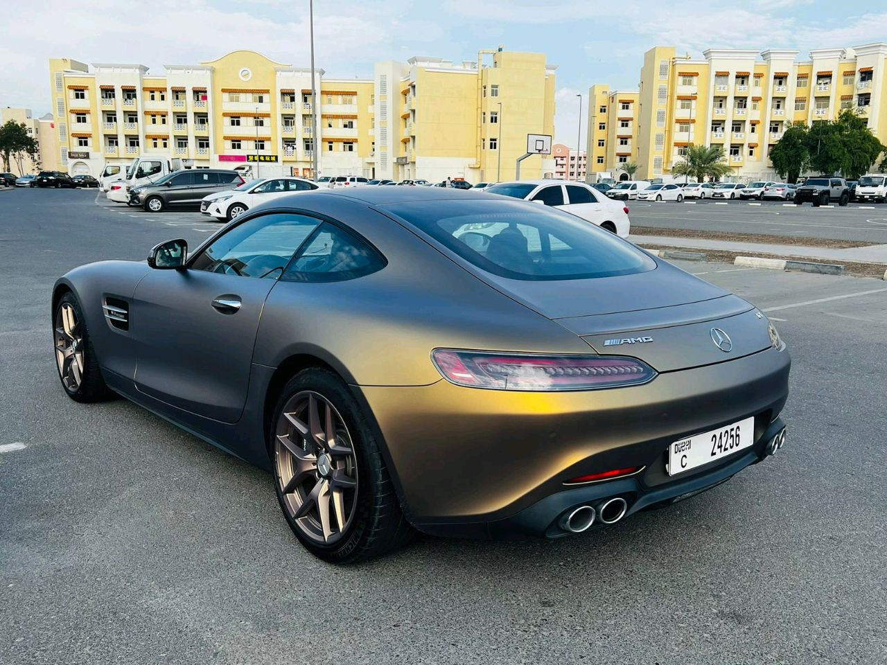 Mercedes Benz GT - Image 8