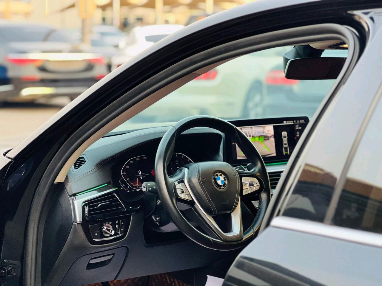 BMW 5-Series - Image 7